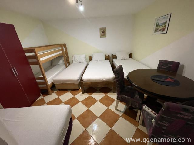 Apartman studio 1 u Apartmani Ivanovic, privatni smeštaj u mestu Sutomore, Crna Gora